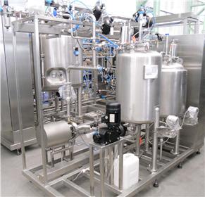 ¿Cómo operar el sistema CIP en la producción de alimentos y bebidas?